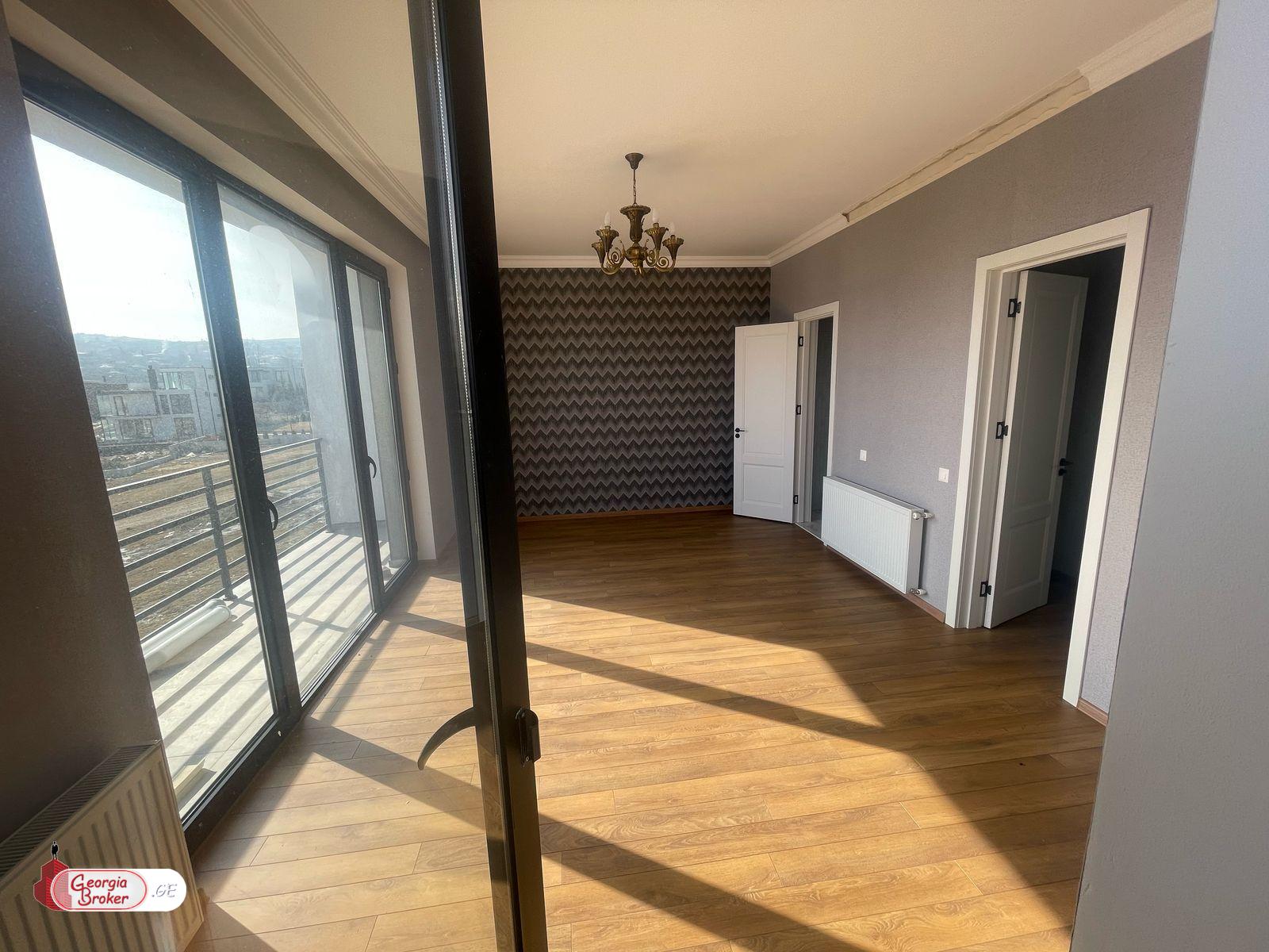 nearly repaired 6-room house for sale