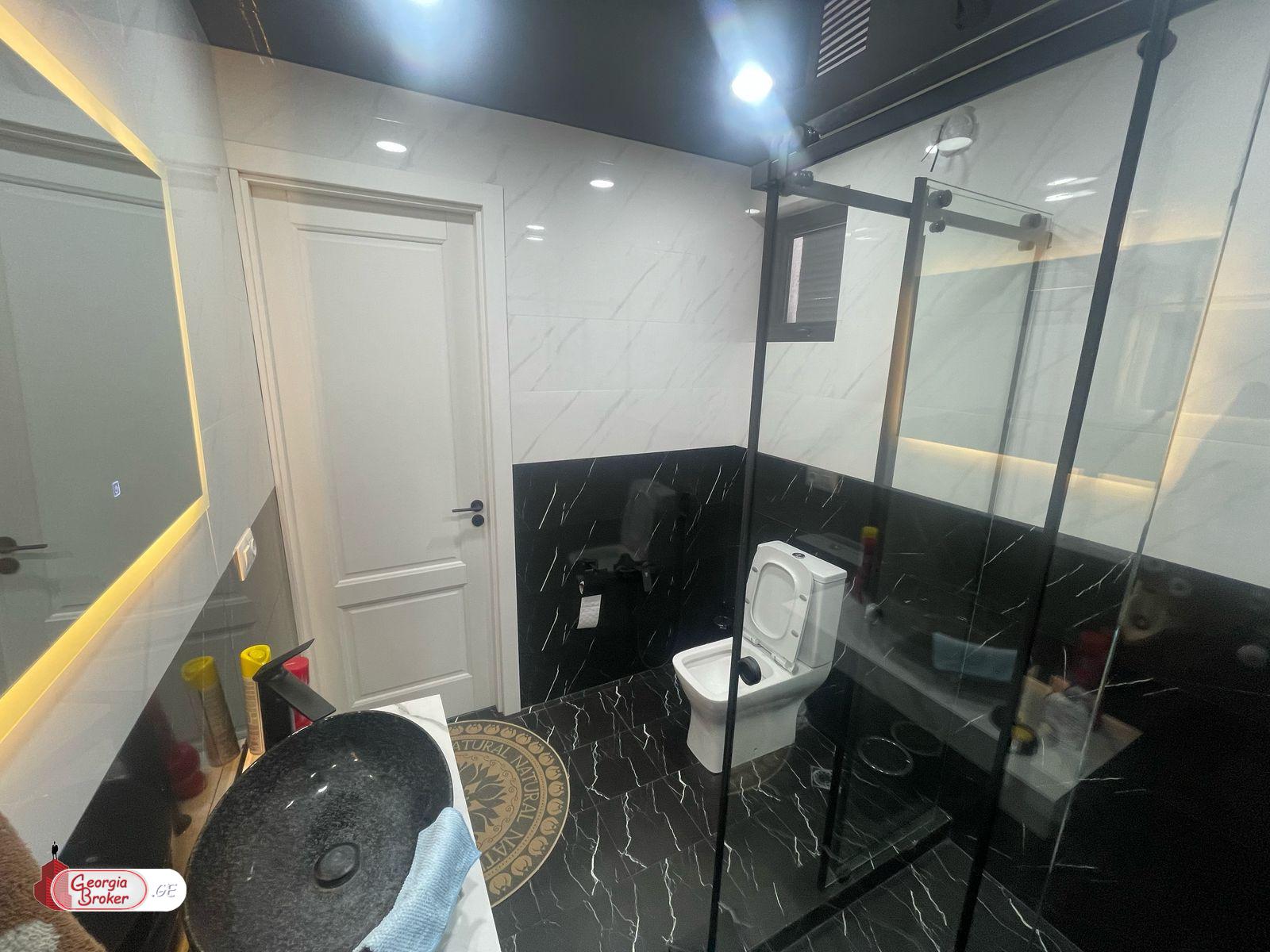 nearly repaired 6-room house for sale