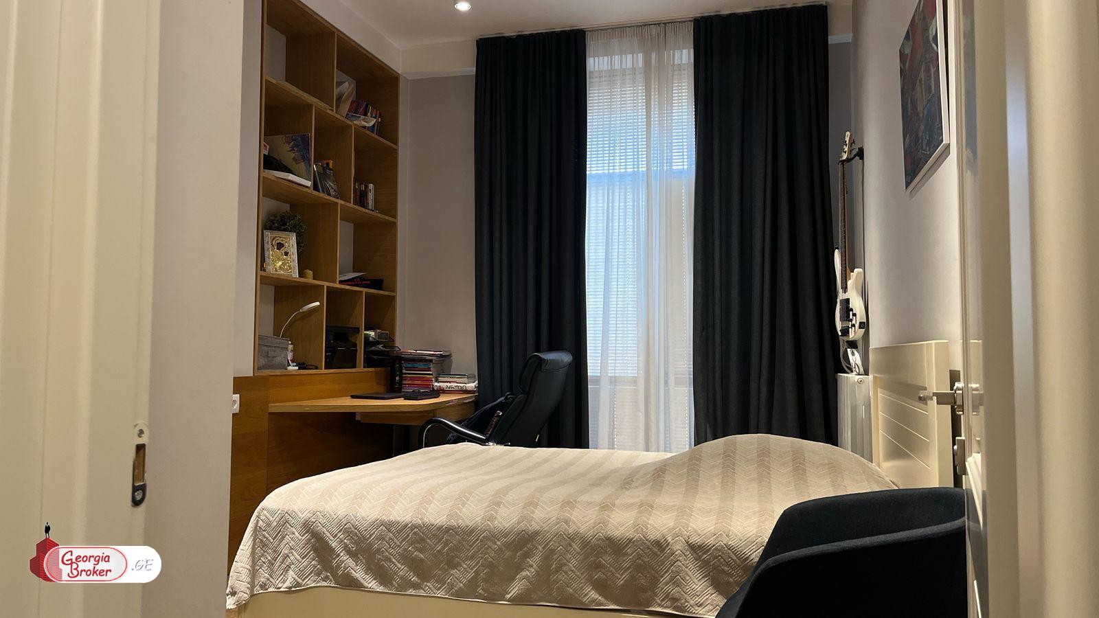 ქირავდება ახალი გარემონტებული 4 ოთახიანი ბინა