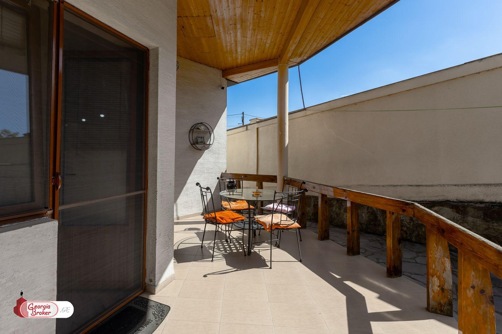 nearly repaired 6-room house for sale