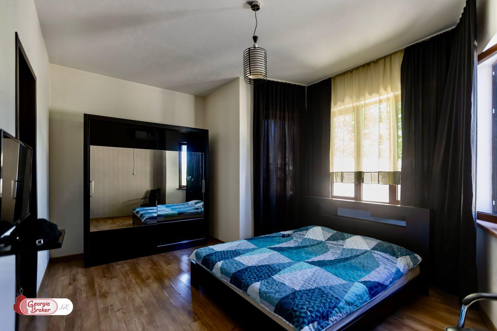 nearly repaired 6-room house for sale