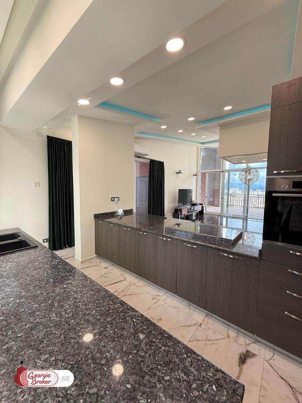 იყიდება ახალი გარემონტებული საოფისე ფართი