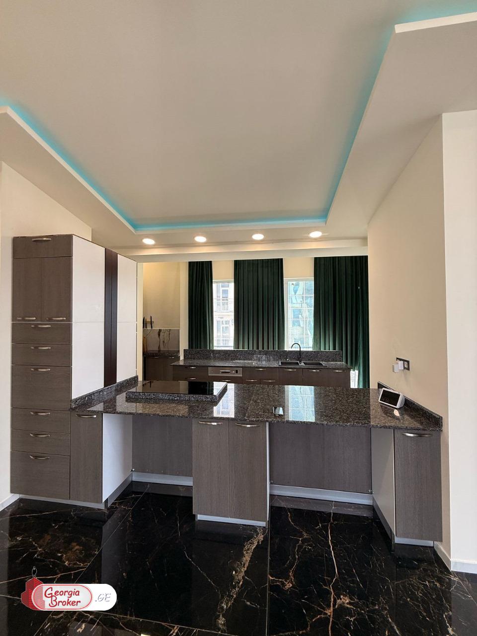 იყიდება ახალი გარემონტებული საოფისე ფართი