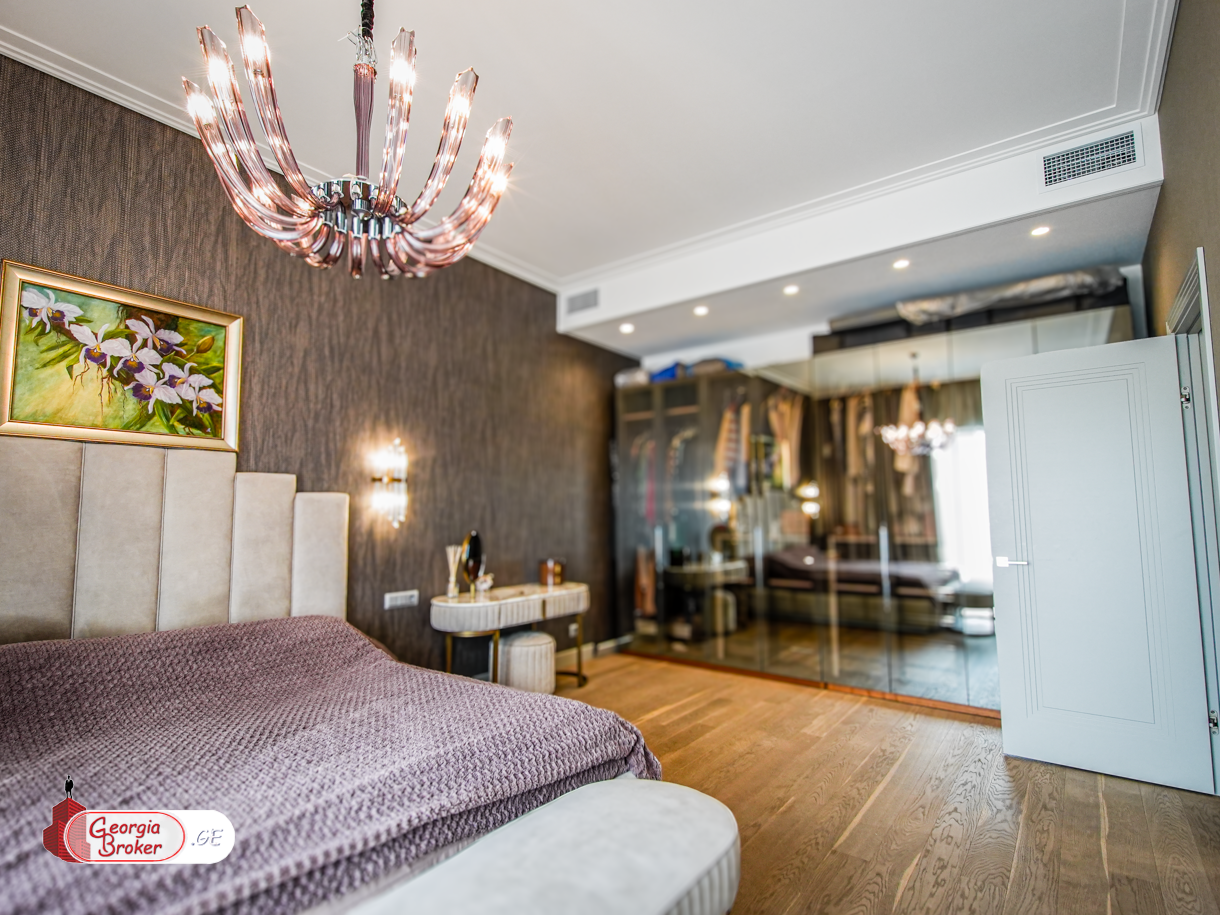 ქირავდება ახალი გარემონტებული 5 ოთახიანი ბინა