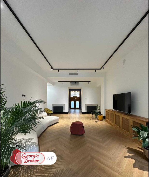 იყიდება ახალი გარემონტებული საოფისე ფართი(კომერციული კომპლექსი)