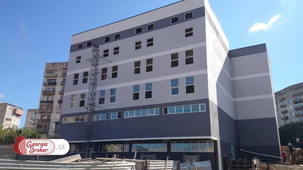 ქირავდება მუხიანში 2200კვ.მ შენობა