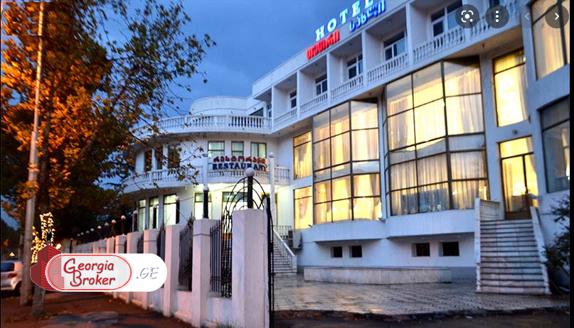 old repaired universal space for sale