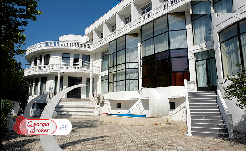 old repaired universal space for sale