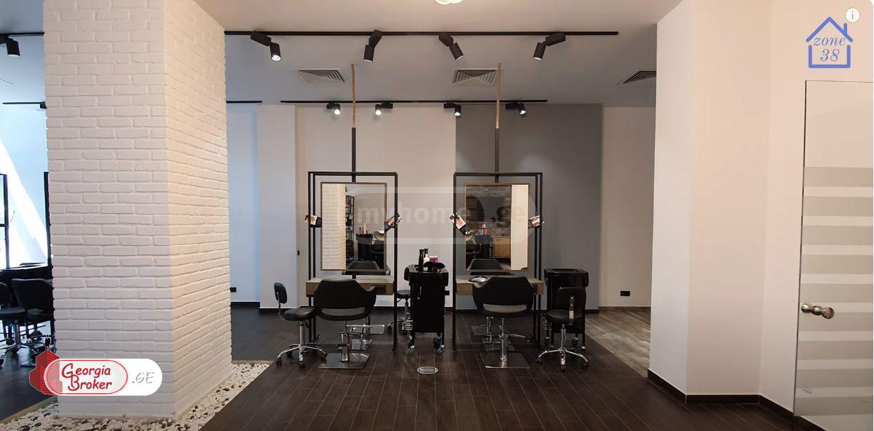 იყიდება ახალი გარემონტებული უნივერსალური ფართი ვაკეში