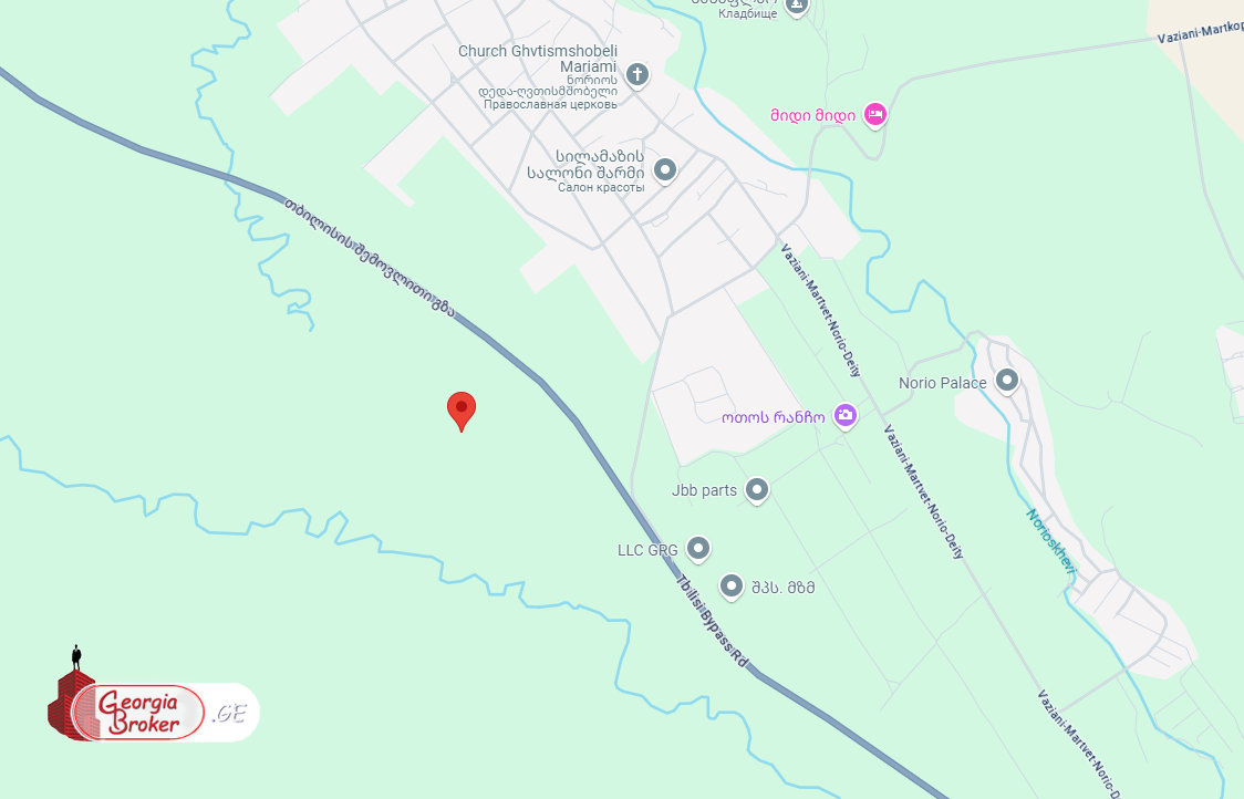 იყიდება  1 ჰექტარი სამეურნეო მიწის ნაკვეთი