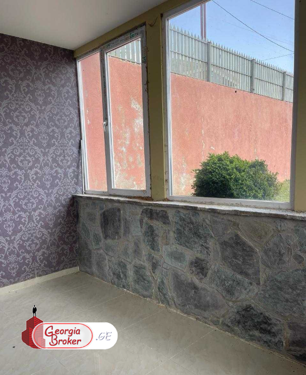 продается квартира с новым ремонтом 2-комнаты