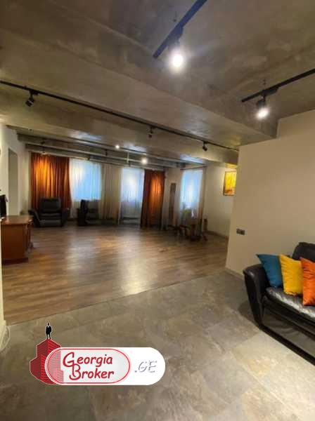 продается квартира с новым ремонтом