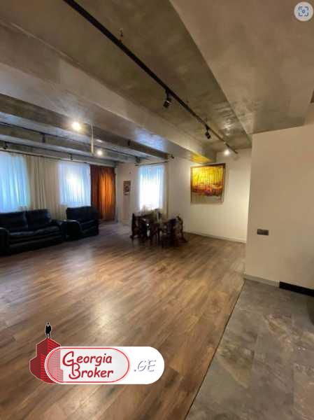 продается квартира с новым ремонтом