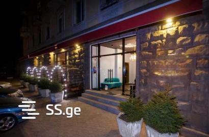 в аренду торговое помещение с новым ремонтом