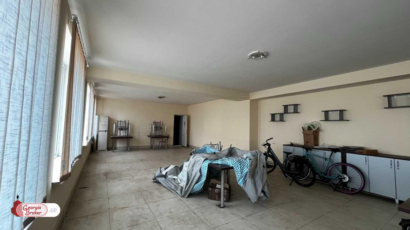 nearly repaired production space for rent