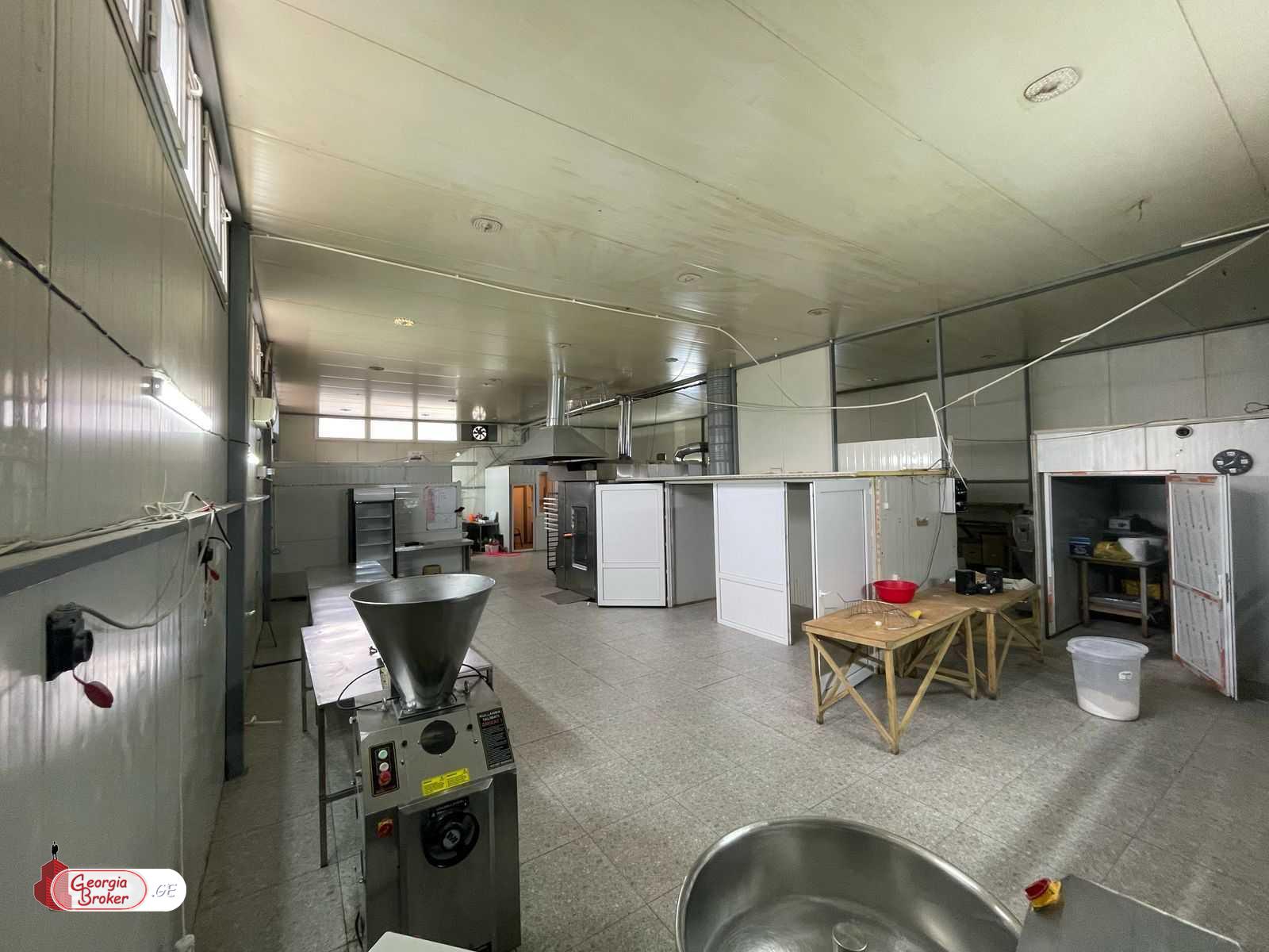 nearly repaired production space for rent