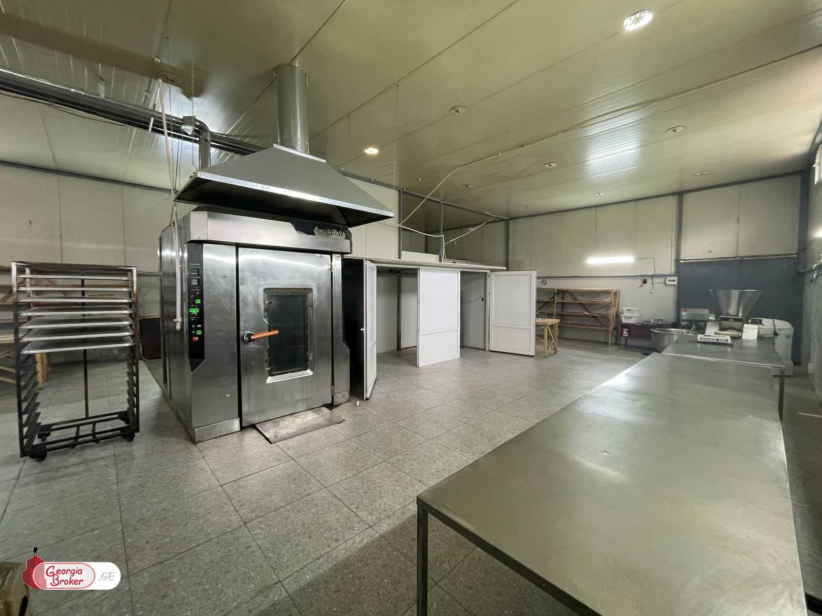 nearly repaired production space for rent