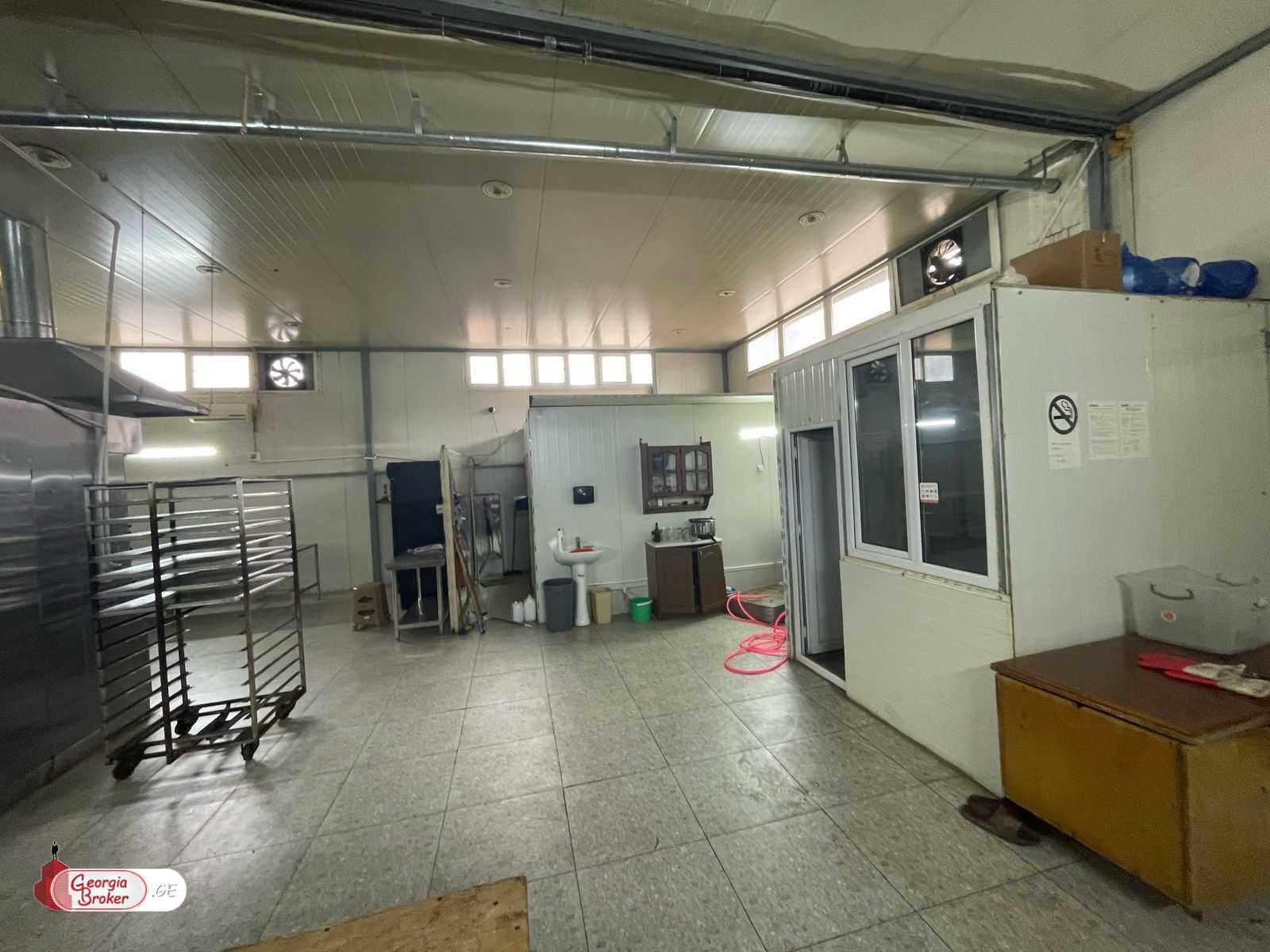 nearly repaired production space for rent