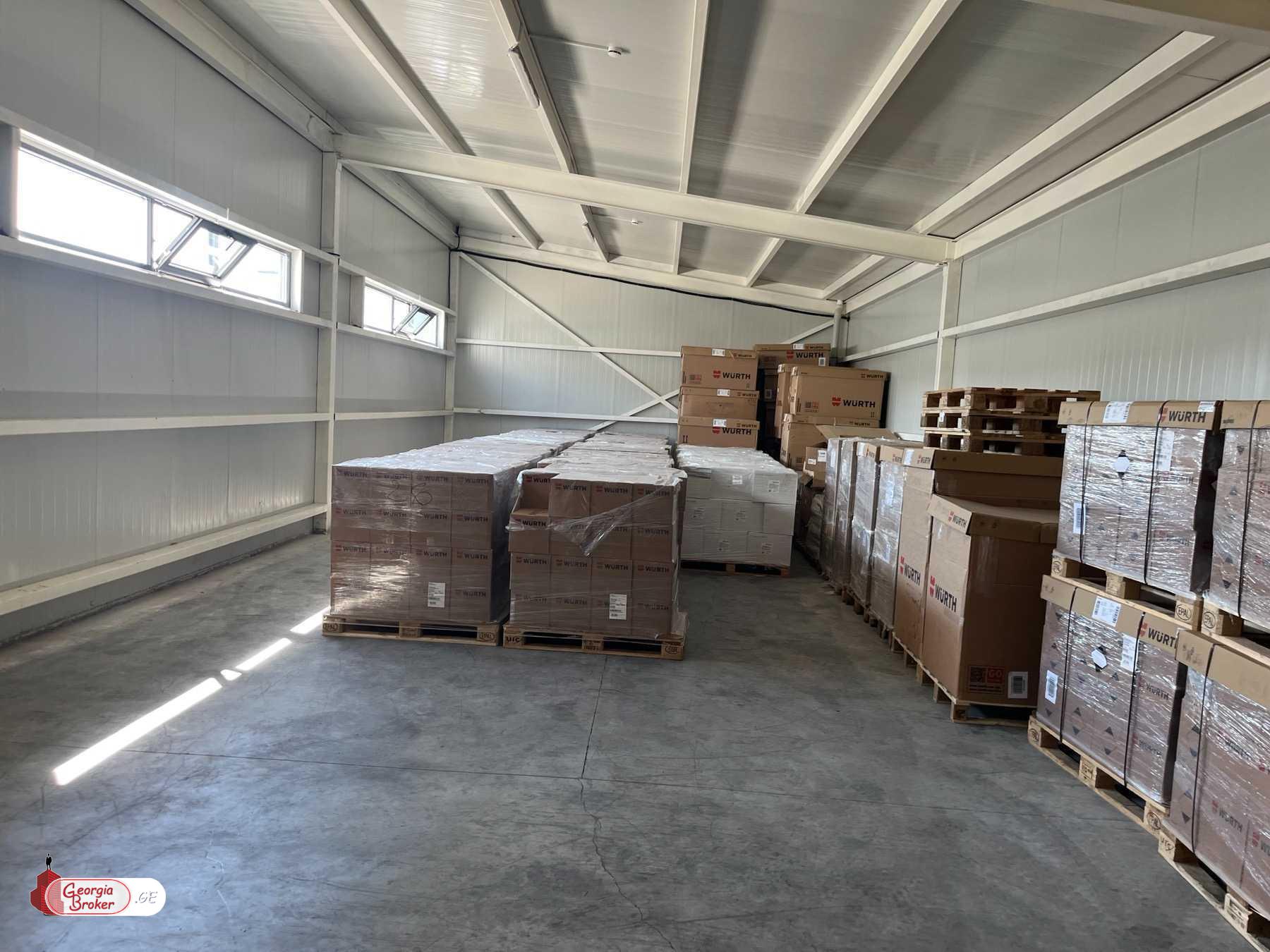 ქირავდება ახალი გარემონტებული უნივერსალური ფართი