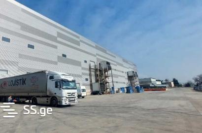 nearly repaired warehouse space for rent