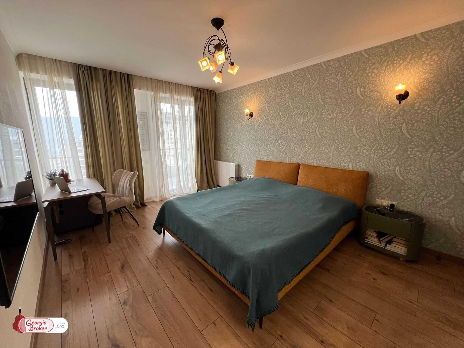 nearly repaired 4-room apartment for sale