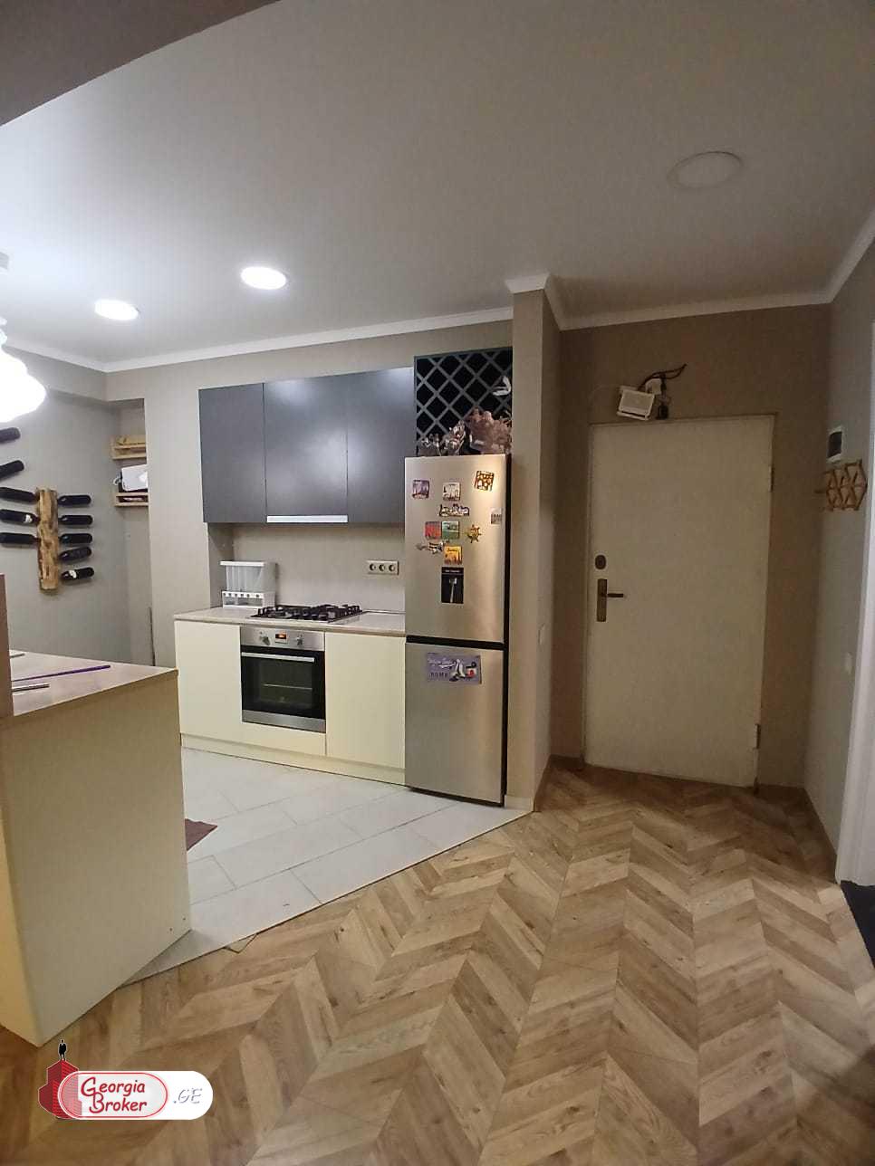 продается квартира с новым ремонтом 2-комнаты