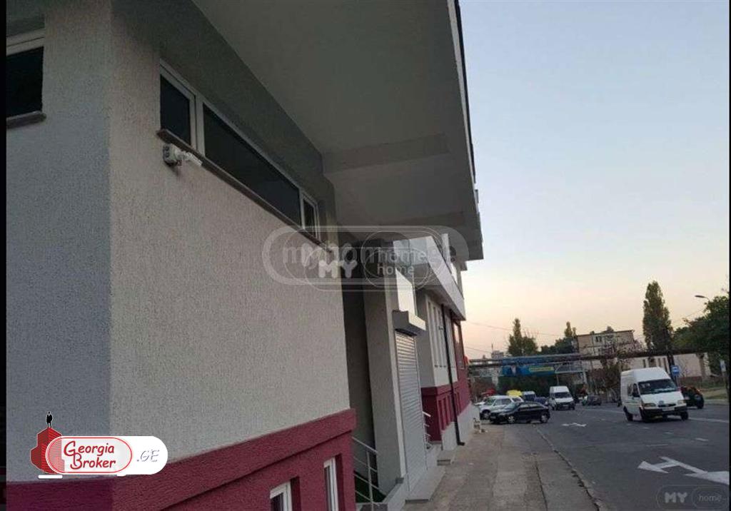 იყიდება ახალი გარემონტებული საოფისე ფართი