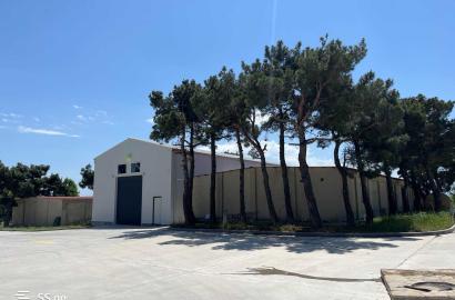 nearly repaired warehouse space for rent