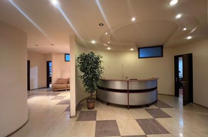 იყიდება ახალი გარემონტებული საოფისე ფართი