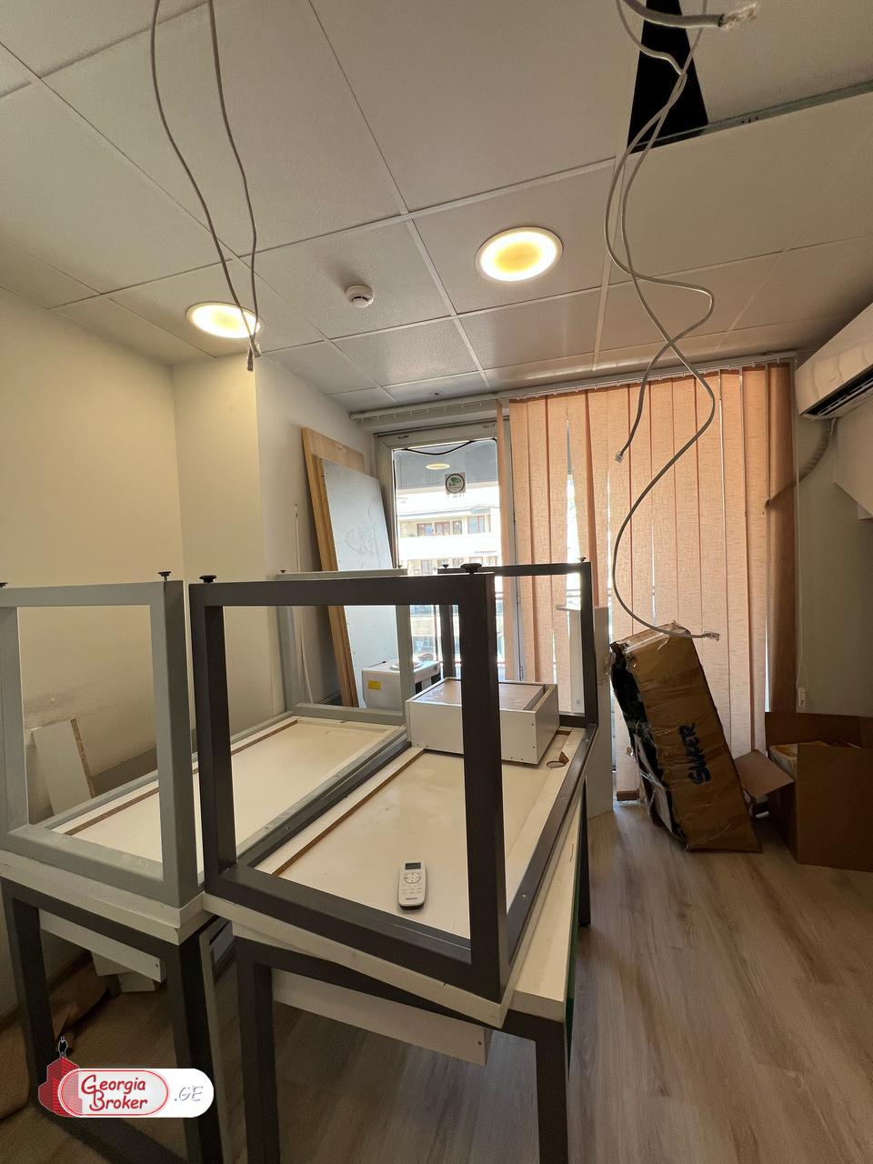 იყიდება ახალი გარემონტებული 7 ოთახიანი ბინა