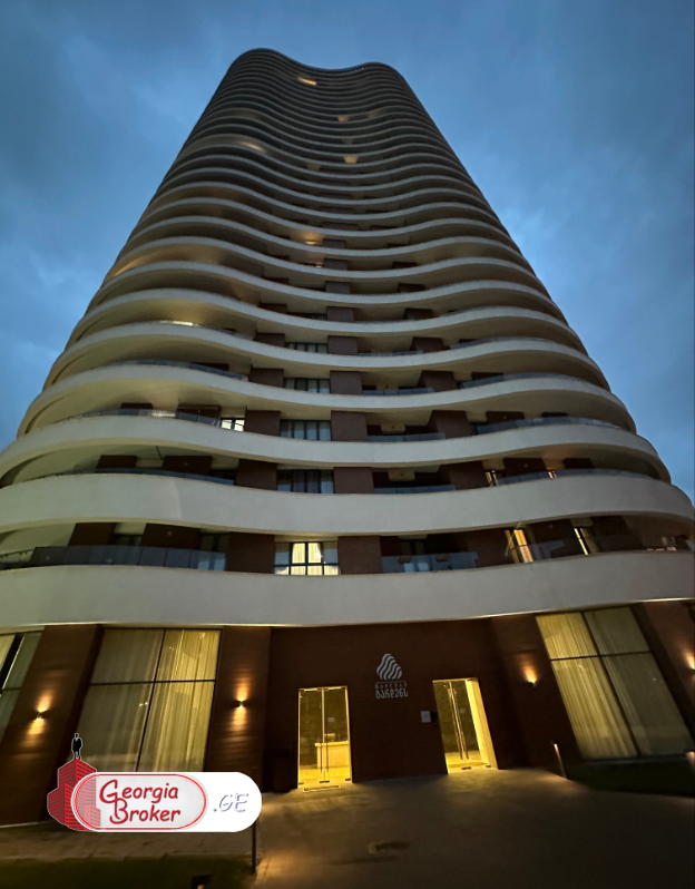 იყიდება ახალი გარემონტებული 3 ოთახიანი ბინა