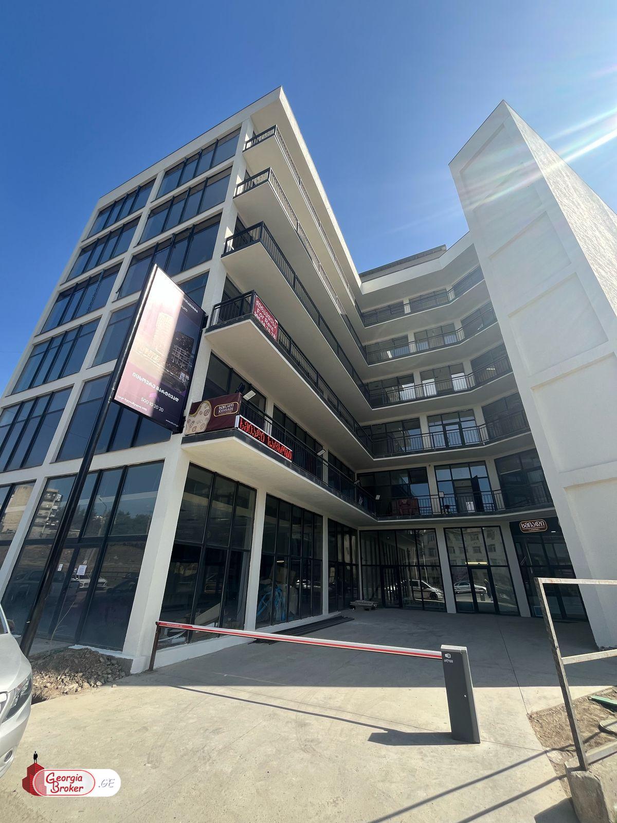 ქირავდება ახალი გარემონტებული საოფისე ფართი