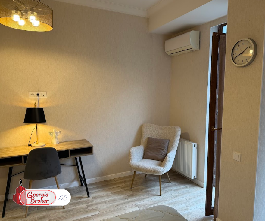 იყიდება ახალი გარემონტებული 4 ოთახიანი ბინა