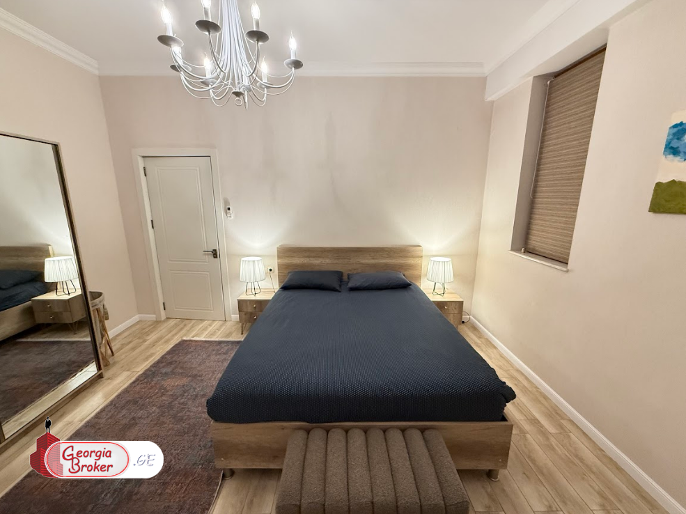 იყიდება ახალი გარემონტებული 4 ოთახიანი ბინა