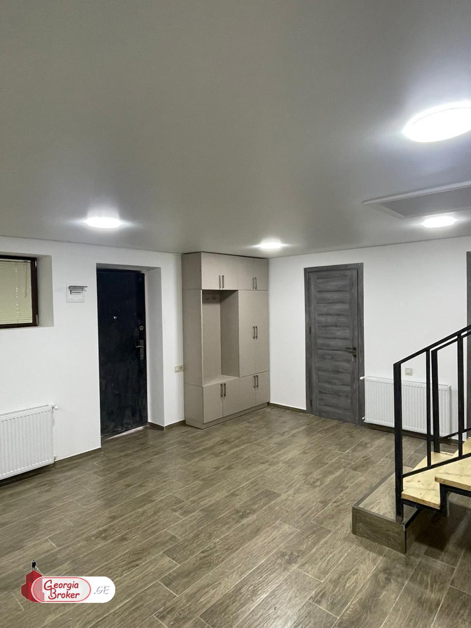 nearly repaired 5-room house for rent