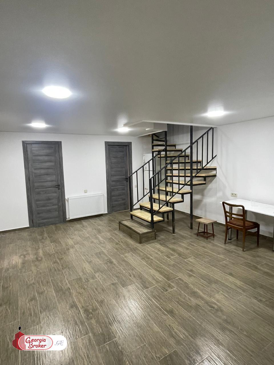 nearly repaired 5-room house for rent