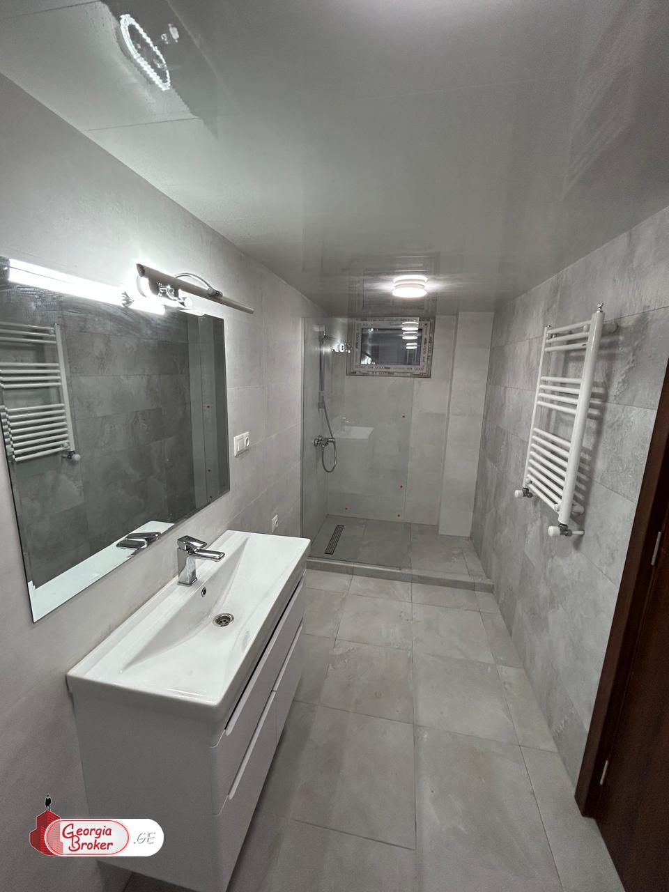 продается офис с новым ремонтом