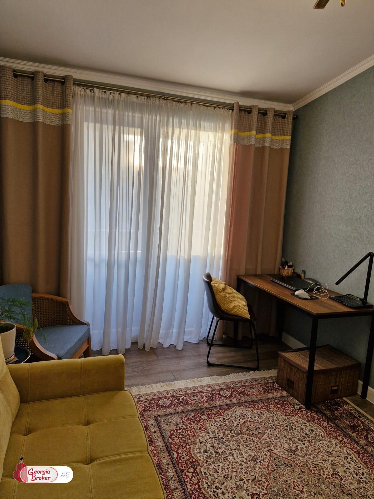 продается квартира с новым ремонтом 3-комнаты