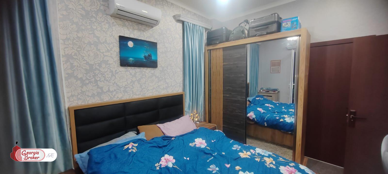 იყიდება ახალი გარემონტებული 4 ოთახიანი სახლი