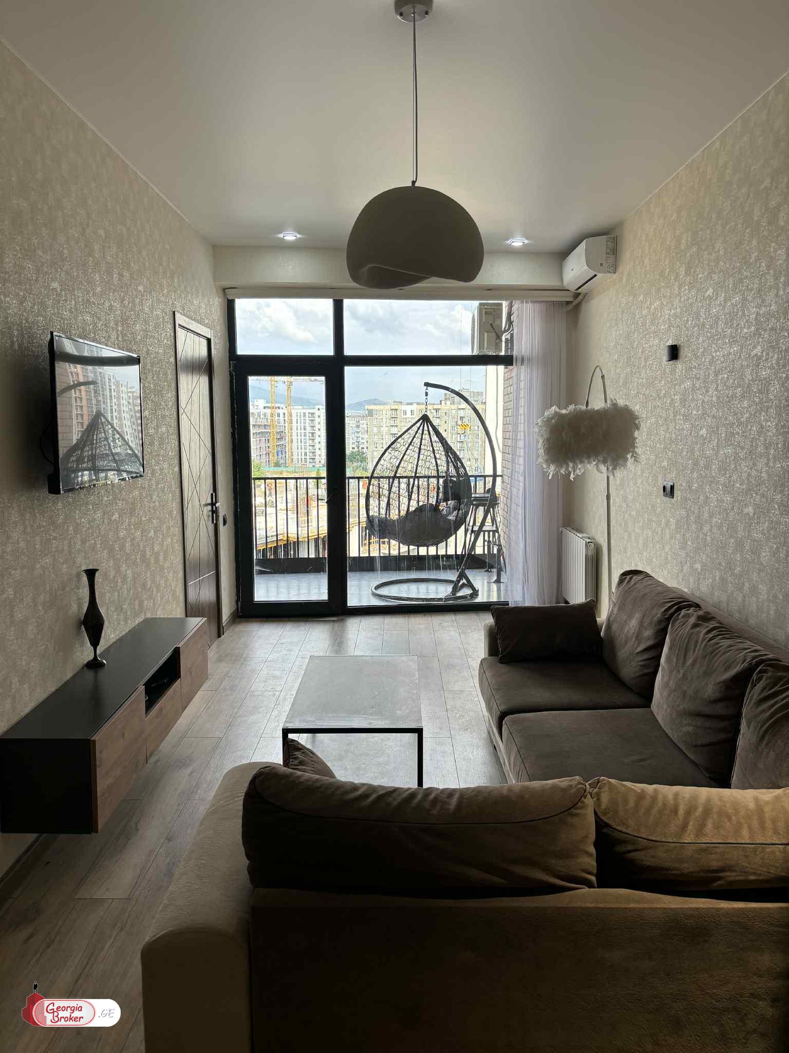 nearly repaired 3-room apartment for sale