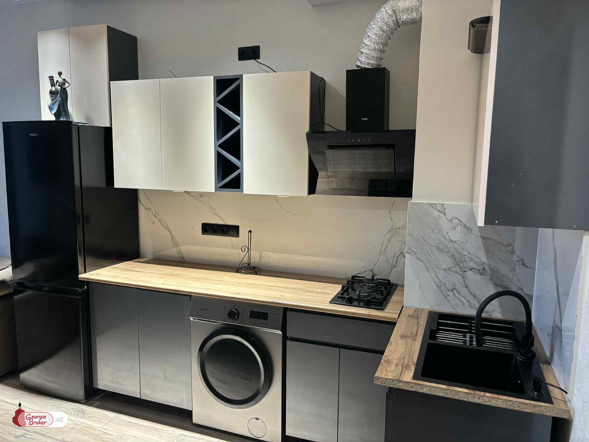 nearly repaired 3-room apartment for sale