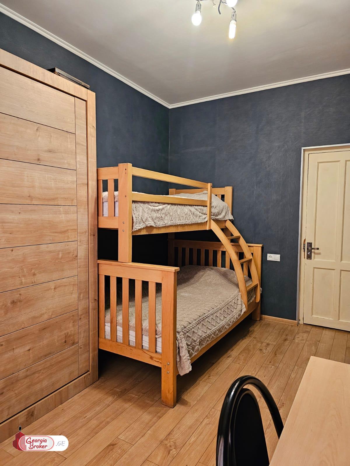 nearly repaired 3-room apartment for sale