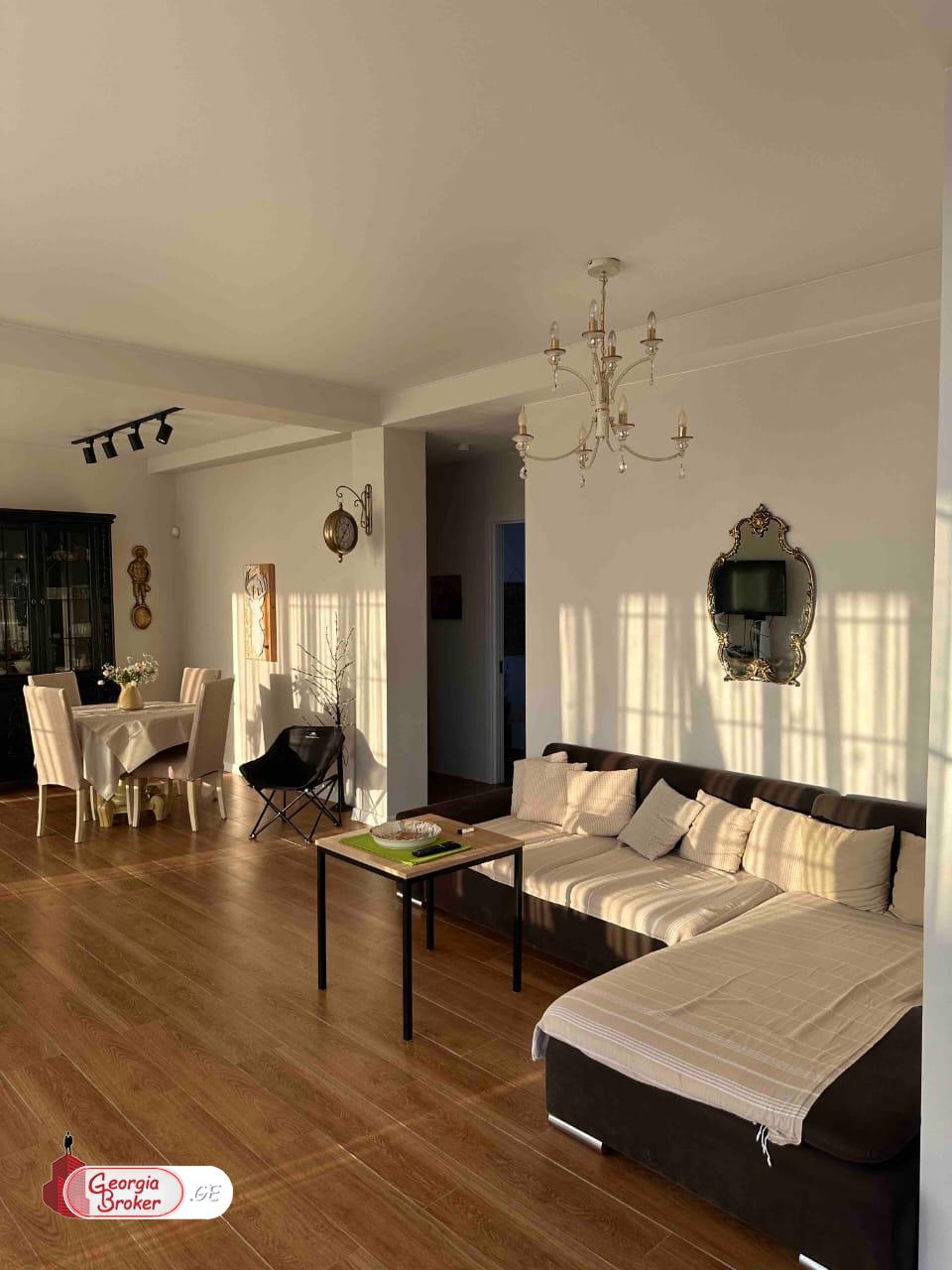 nearly repaired 5-room house for sale