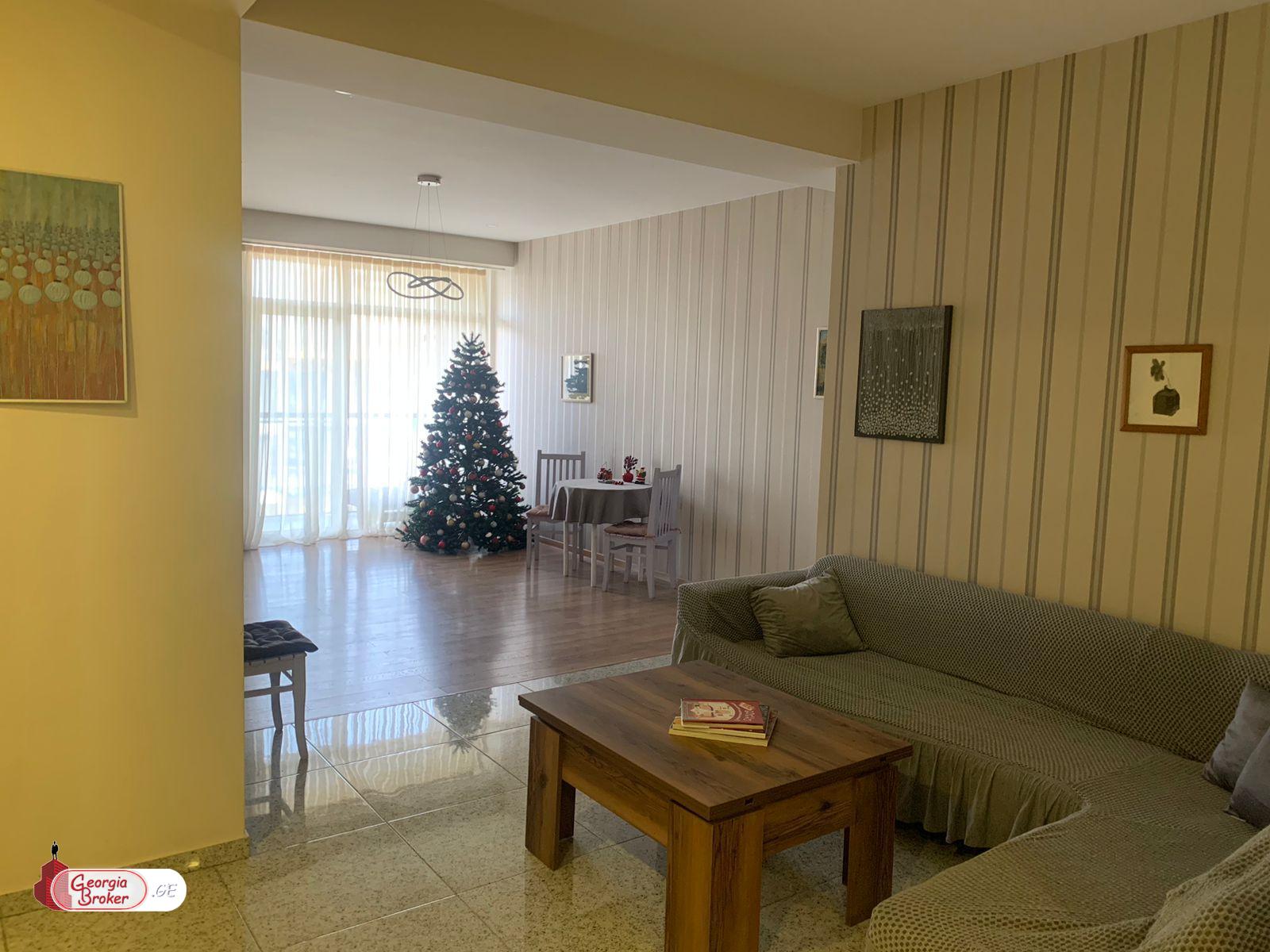 nearly repaired 4-room apartment for sale