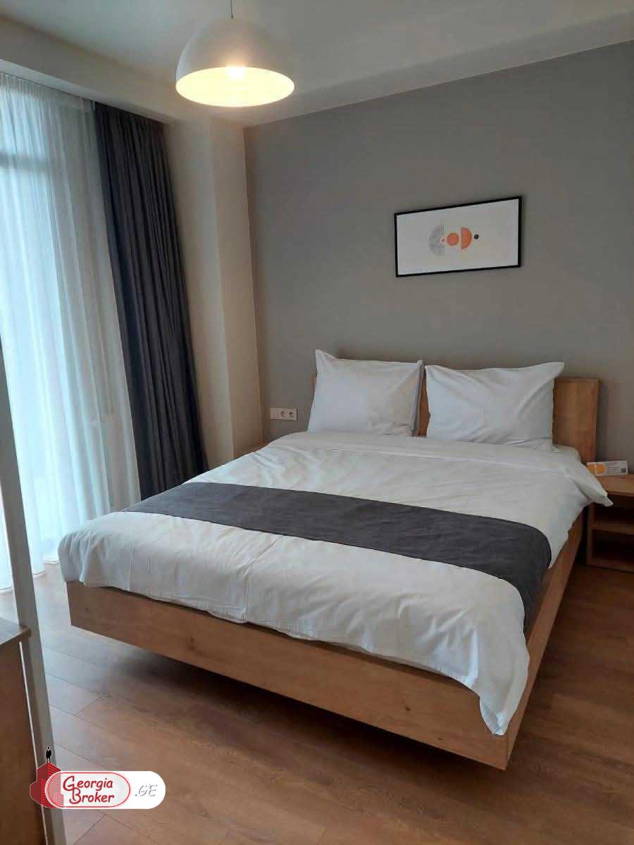 nearly repaired 2-room apartment for sale