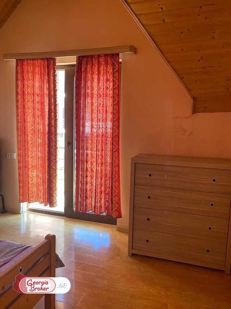 იყიდება ახალი გარემონტებული 3 ოთახიანი სახლი