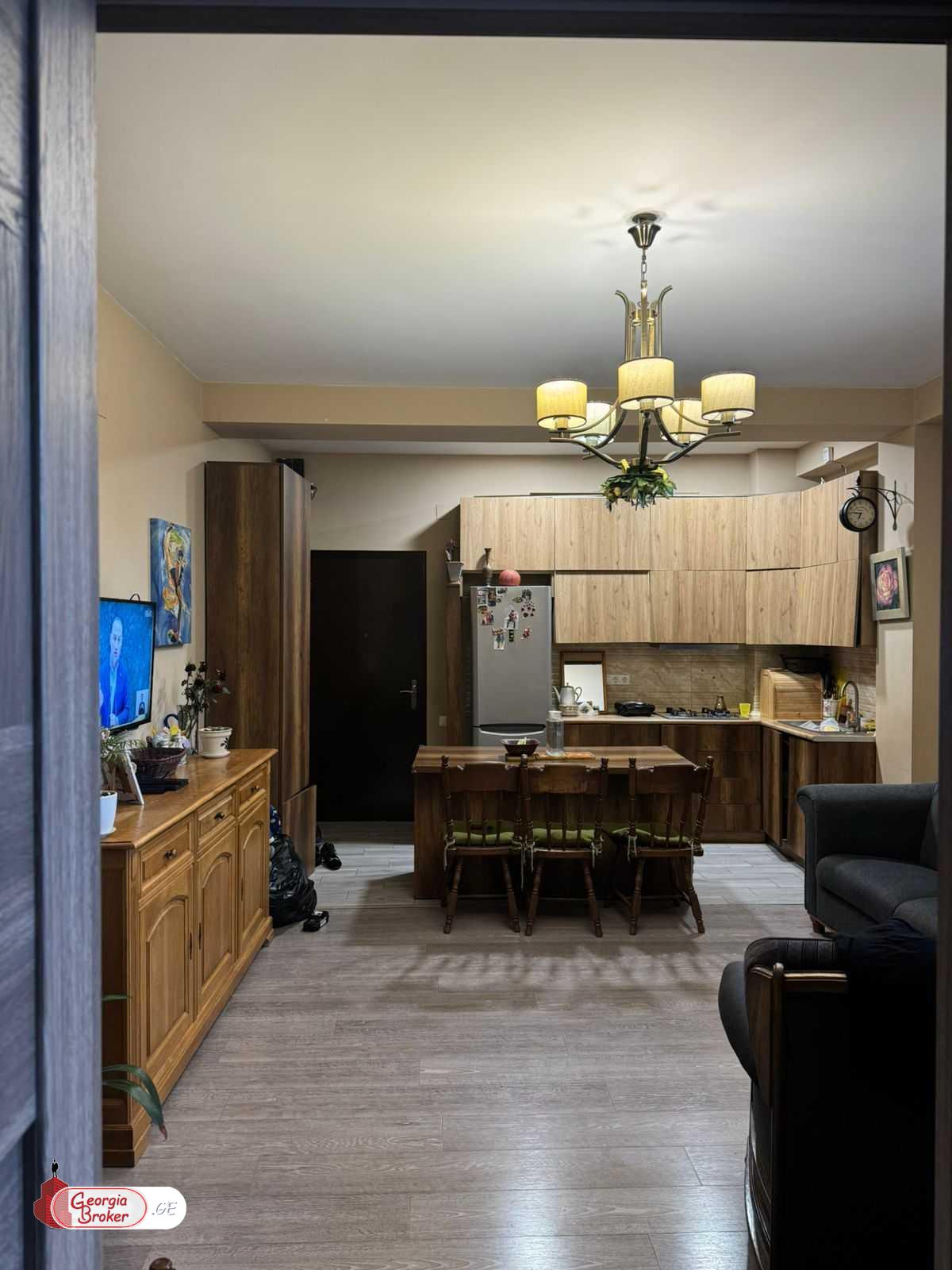 nearly repaired 3-room apartment for sale