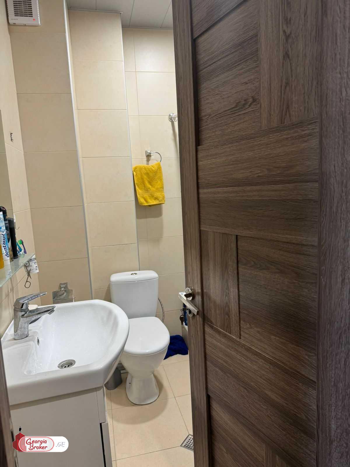 nearly repaired 3-room apartment for sale