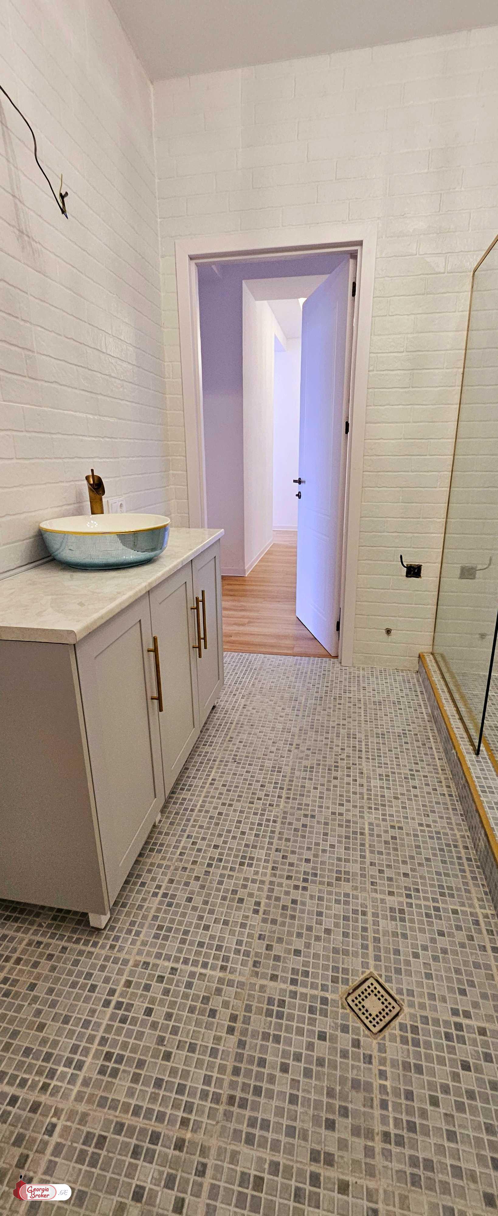 nearly repaired 4-room apartment for sale