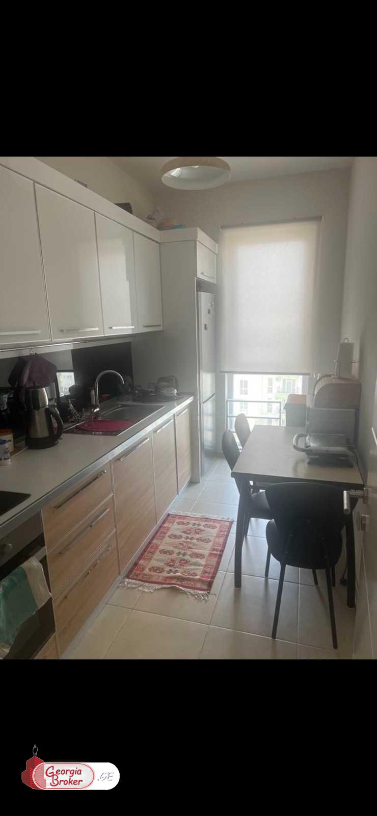 продается квартира с новым ремонтом 3-комнаты